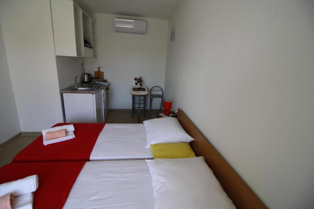 Apartment Gita Sumartin Ngoại thất bức ảnh